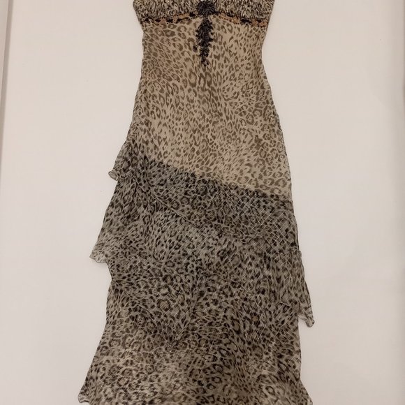 Beautiful animal print cocktail dress with sequins - Picture 3 of 5